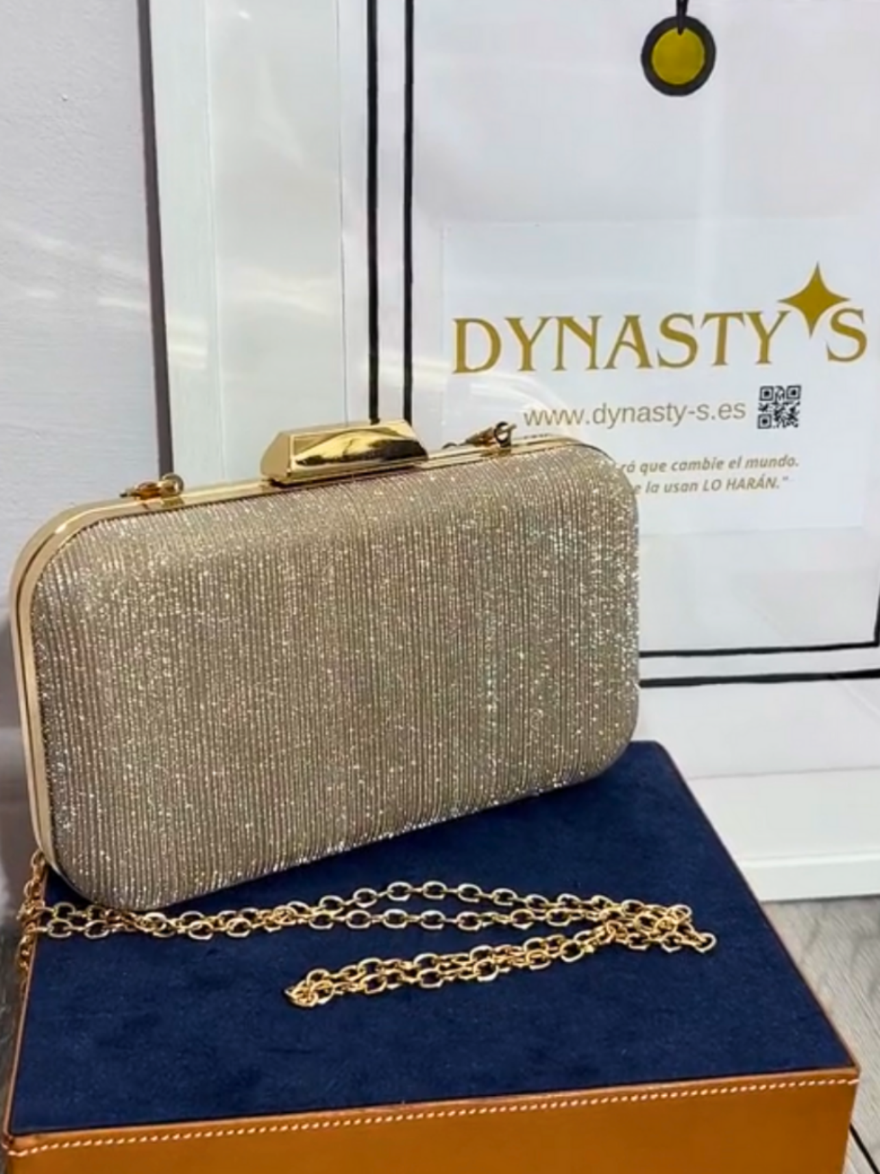 CLUTCH DESTELLO DORADO