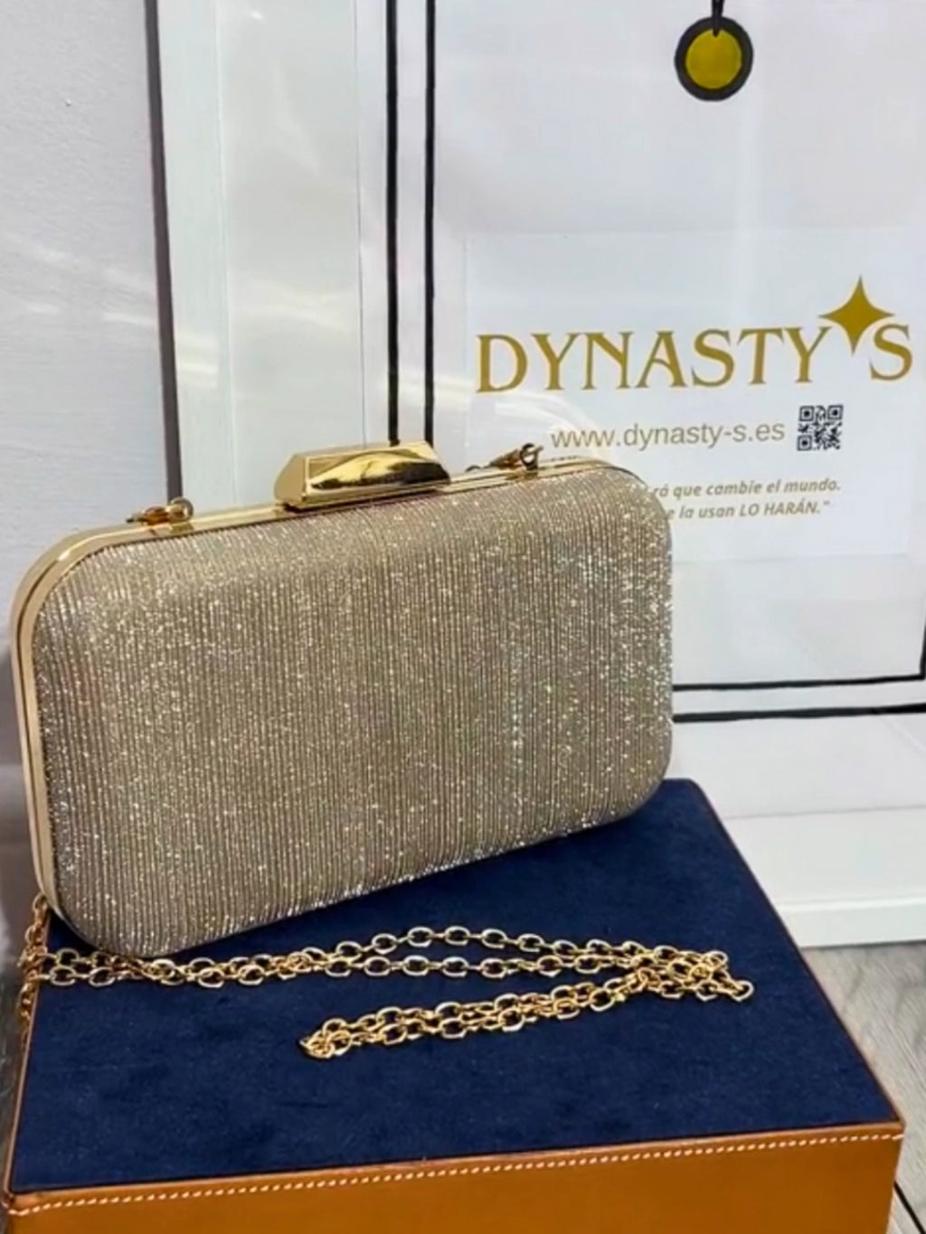 CLUTCH DESTELLO DORADO