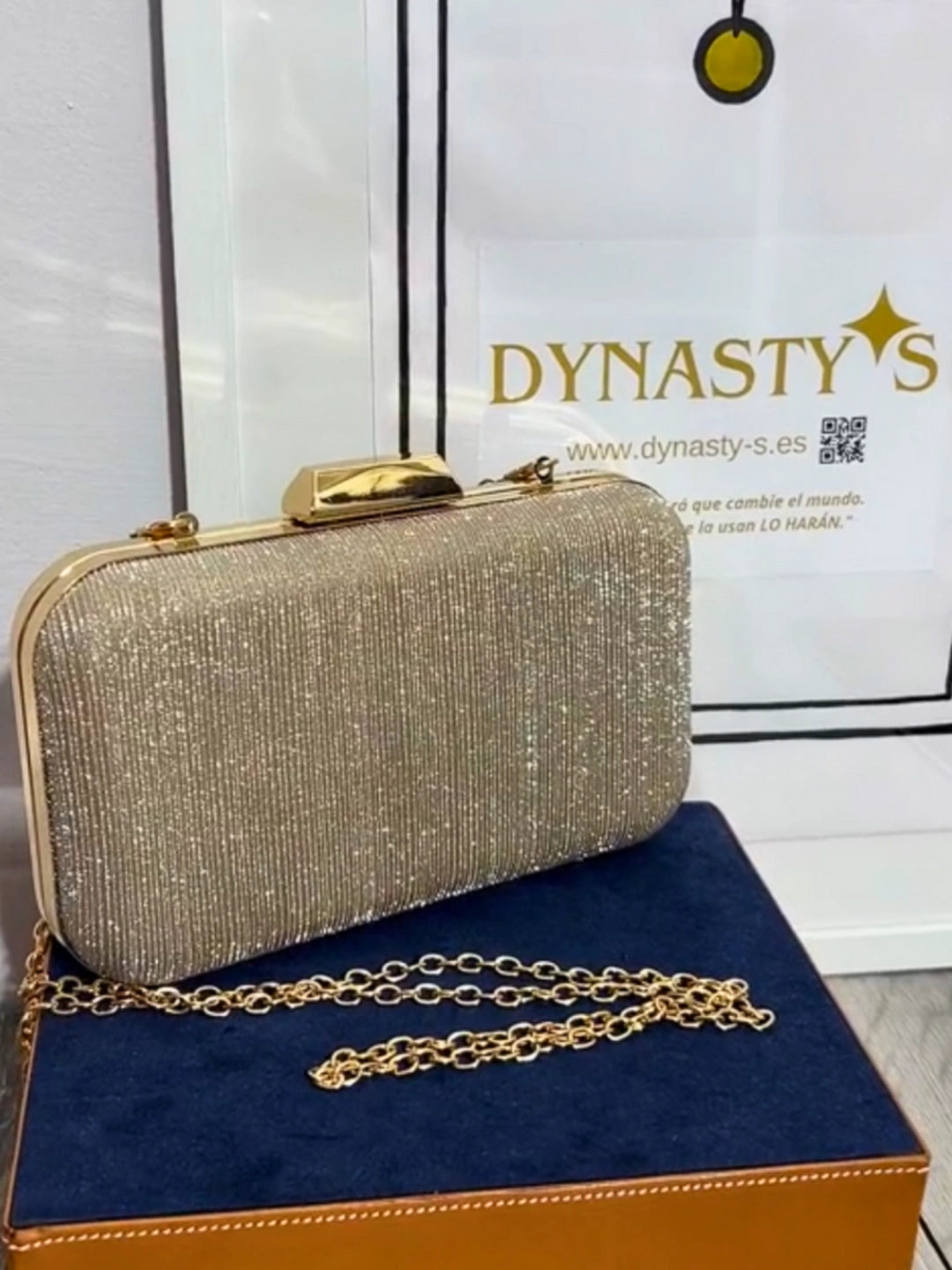 CLUTCH DESTELLO DORADO